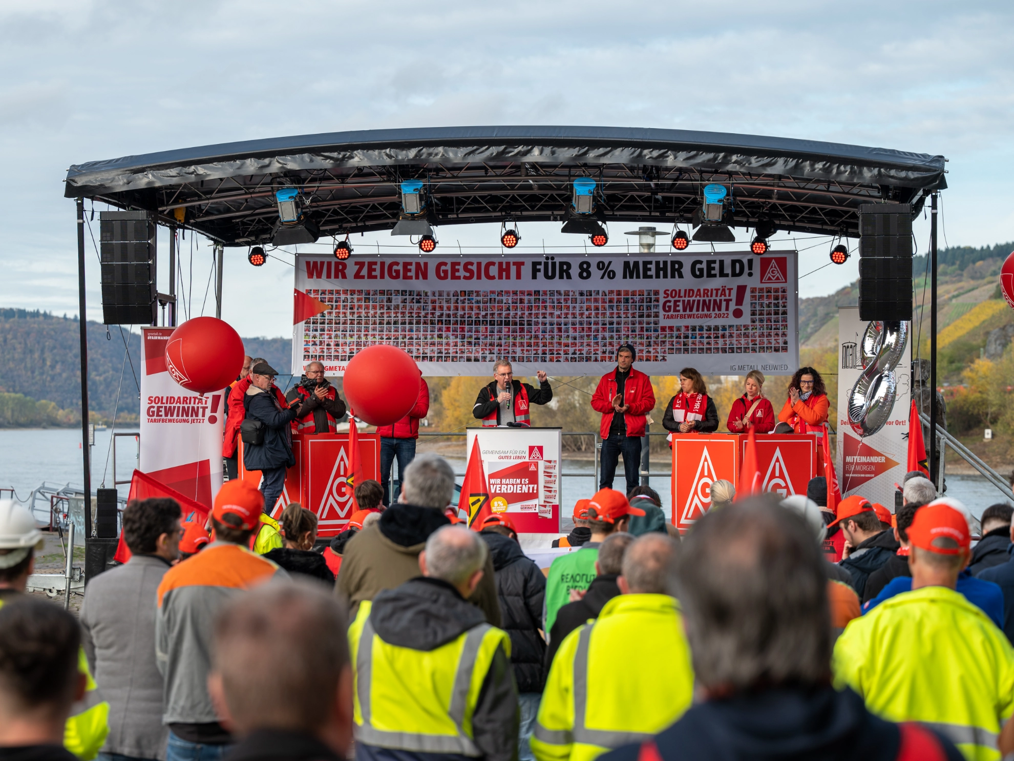 Warnstreik Kulisse Andernach am Rhein